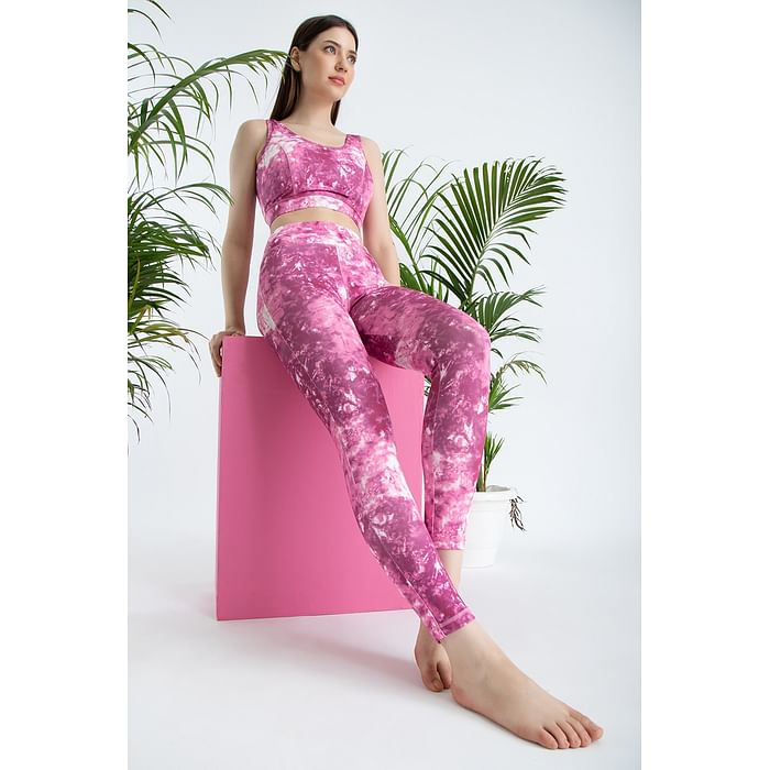 Clovia Medium Impact Padded Marble Print Sports Bra & Snug Fit Mid-Rise Marble Print Tights in Purple - ASC042A22, Light pink
Clovia Medium Impact Padded Marble Print Sports Bra & Snug Fit Mid-Rise Marble Print Tights in Purple - ASC042A22, Light pink