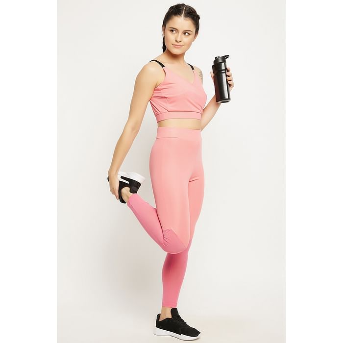Clovia Medium Impact Non-Wired Sports Bra with Removable Cups & Snug Fit Printed Active Tights in Peach - ASC072P34, Teal
Clovia Medium Impact Non-Wired Sports Bra with Removable Cups & Snug Fit Printed Active Tights in Peach - ASC072P34, Teal