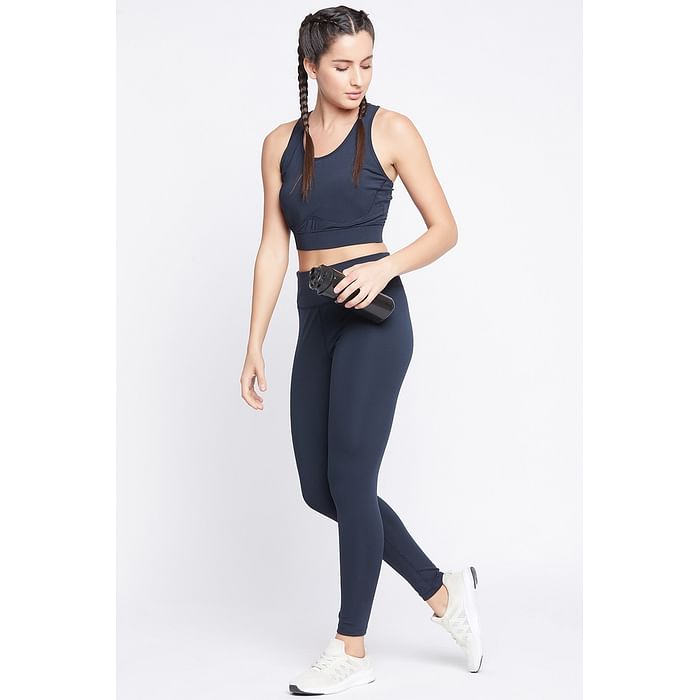 Clovia Medium Impact Padded Sports Bra & High-Rise Ankle-Length Tights in Navy - ASC076P08
Clovia Medium Impact Padded Sports Bra & High-Rise Ankle-Length Tights in Navy - ASC076P08