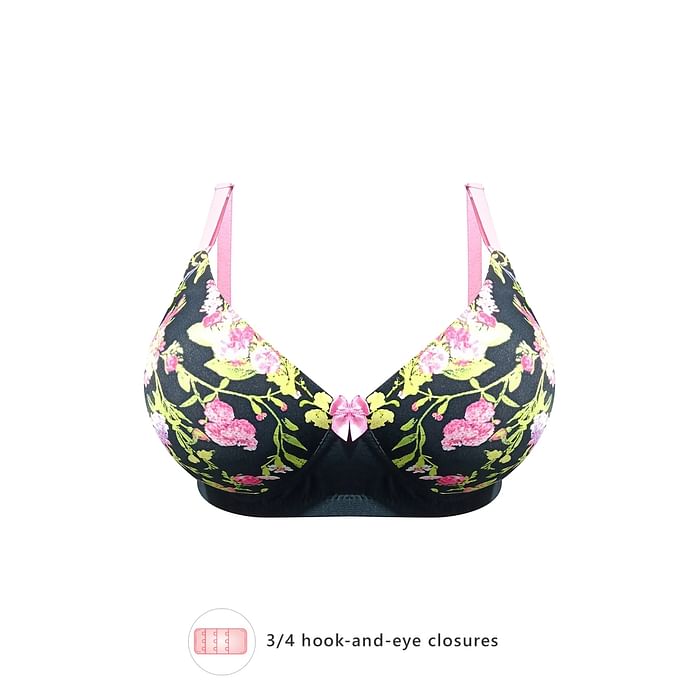 Clovia Level 1 Push-Up Non-Wired Demi Cup Floral Print Multiway T-shirt Bra in Black - BR2023L13
Clovia Level 1 Push-Up Non-Wired Demi Cup Floral Print Multiway T-shirt Bra in Black - BR2023L13