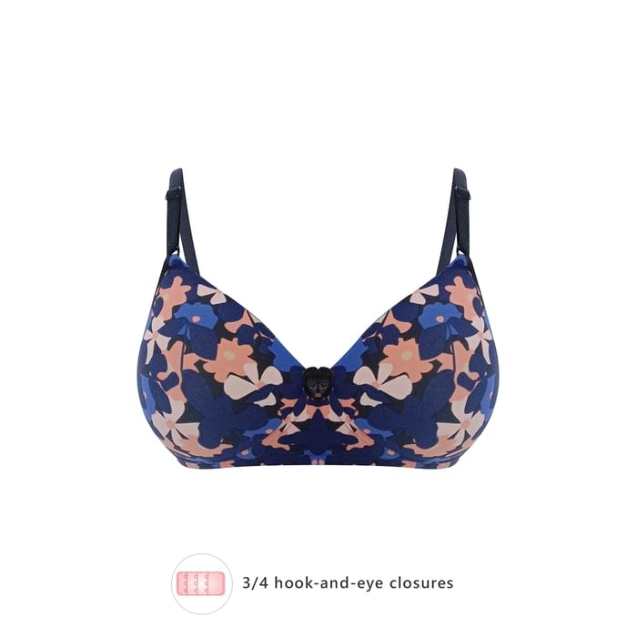 Clovia Padded Non-Wired Full Cup Floral Print T-Shirt Bra in Multicolour - BR2340P19
Clovia Padded Non-Wired Full Cup Floral Print T-Shirt Bra in Multicolour - BR2340P19