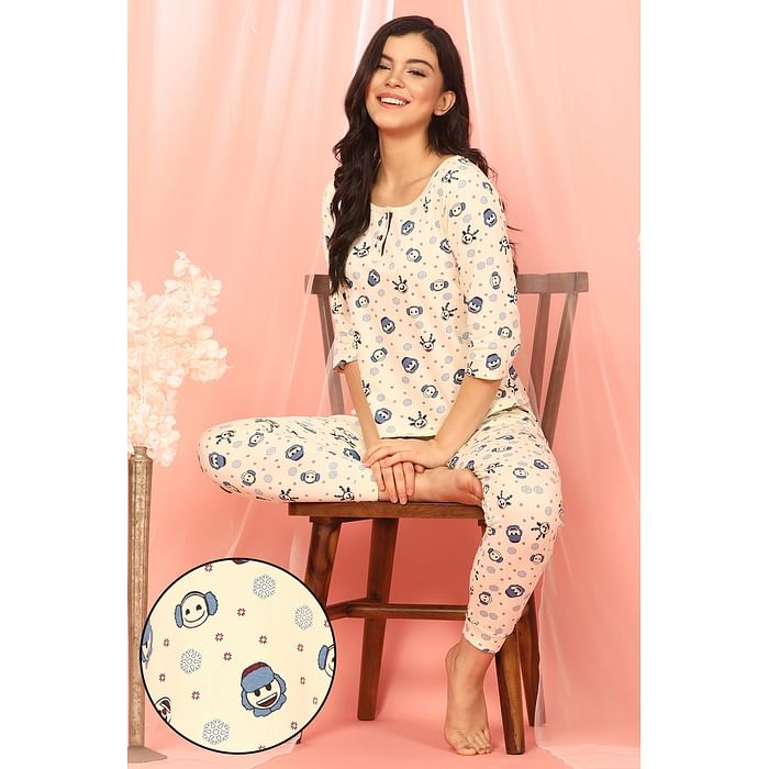 Clovia Christmas Print Top & Pyjama in Beige - 100% Cotton - LS0547P24, Nude-colour
Clovia Christmas Print Top & Pyjama in Beige - 100% Cotton - LS0547P24, Nude-colour