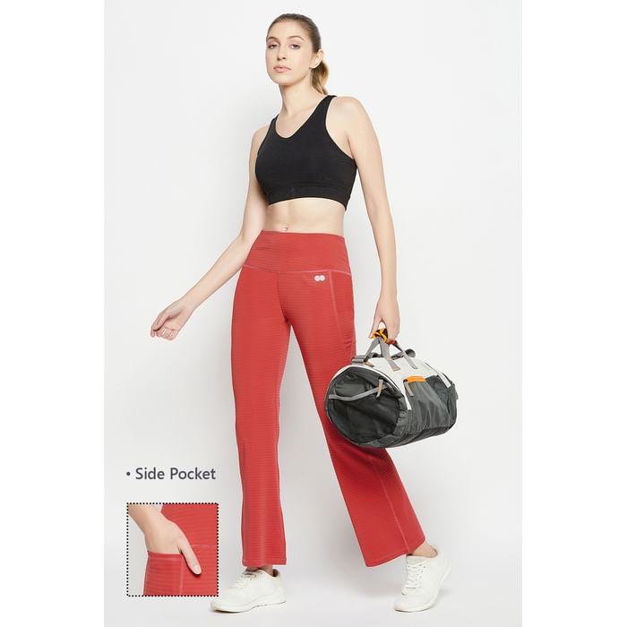 Clovia Comfort-Fit High Waist Flared Yoga Pants in Maroon with Side Pocket - AB0090P09
Clovia Comfort-Fit High Waist Flared Yoga Pants in Maroon with Side Pocket - AB0090P09
