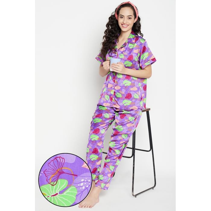 Clovia Leaf Print Button Down Shirt & Pyjama Set in Lavender - Satin - LS0385D12
Clovia Leaf Print Button Down Shirt & Pyjama Set in Lavender - Satin - LS0385D12