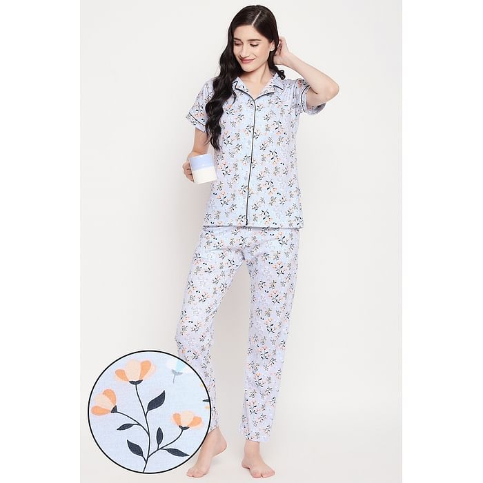 Clovia Print Me Pretty Button Down Shirt & Pyjama Set in Powder Blue - 100% Cotton - LS0025L03, Light blue
Clovia Print Me Pretty Button Down Shirt & Pyjama Set in Powder Blue - 100% Cotton - LS0025L03, Light blue