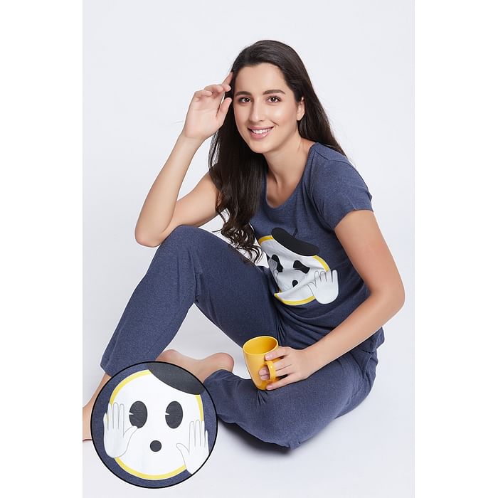 Clovia Graphic Print T-shirt & Solid Pyjama in Blue - 100% Cotton - LS0310D08, Navy
Clovia Graphic Print T-shirt & Solid Pyjama in Blue - 100% Cotton - LS0310D08, Navy