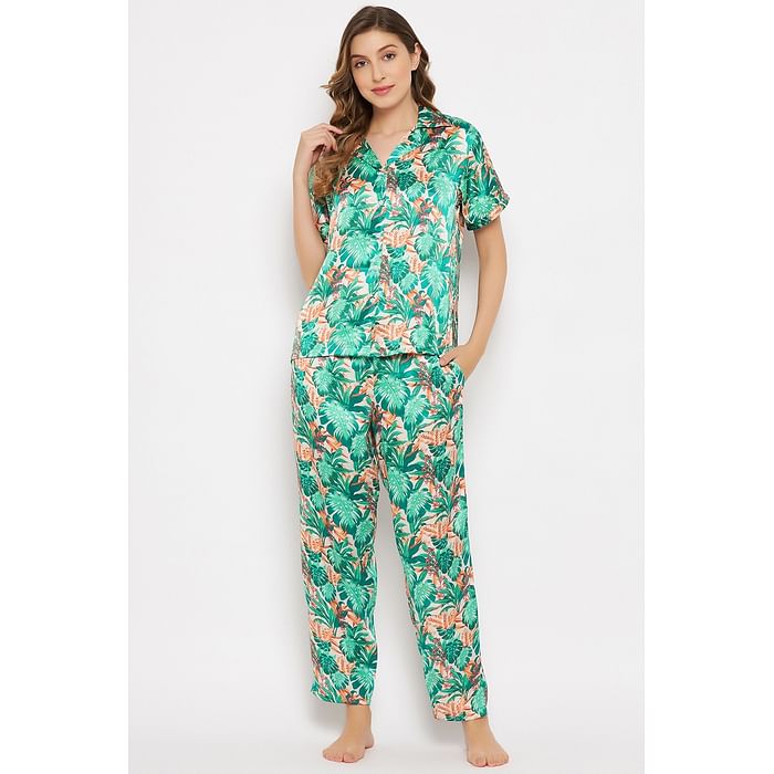 Clovia Leaf Print Button Down Shirt & Pyjama Set in Emerald Green - Satin - LS0385F17, Dark green
Clovia Leaf Print Button Down Shirt & Pyjama Set in Emerald Green - Satin - LS0385F17, Dark green
