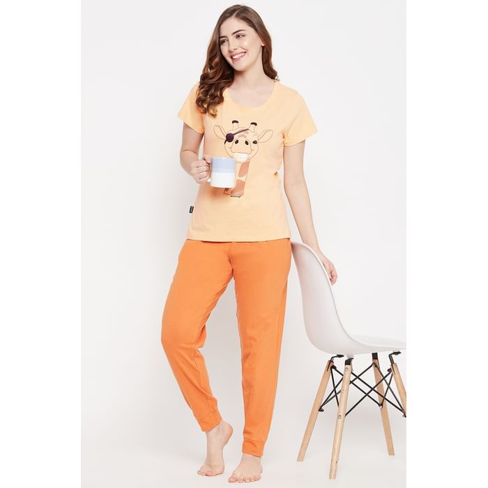 Clovia Giraffe Emoji Print Top & Solid Jogger Set in Peach Colour - 100% Cotton - LS0557P34, Teal
Clovia Giraffe Emoji Print Top & Solid Jogger Set in Peach Colour - 100% Cotton - LS0557P34, Teal