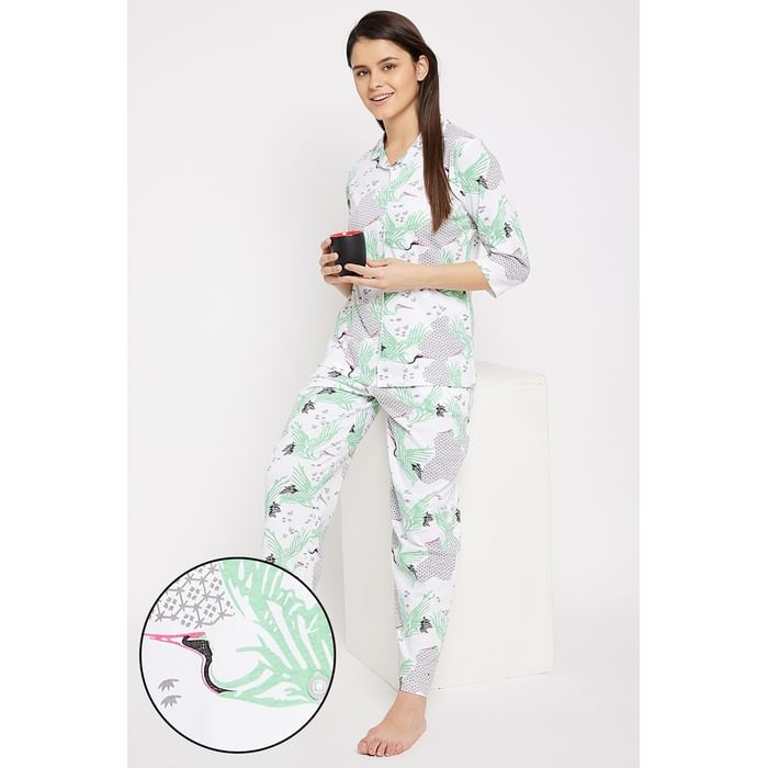 Clovia Bird Print Button Down Shirt & Pyjama Set in White - 100% Cotton - LS0585P18
Clovia Bird Print Button Down Shirt & Pyjama Set in White - 100% Cotton - LS0585P18