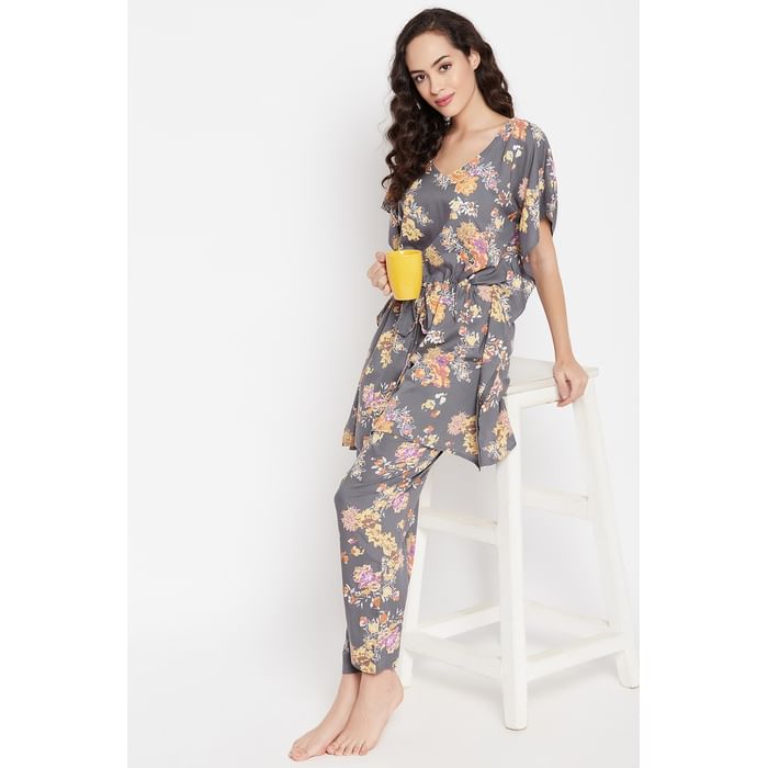 Clovia Pretty Florals Kaftan Top & Pyjama Set in Grey - Rayon - LS0592P05, Dark grey
Clovia Pretty Florals Kaftan Top & Pyjama Set in Grey - Rayon - LS0592P05, Dark grey