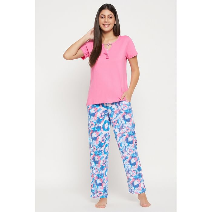 

Clovia Chic Basic Top in Baby Pink & Camouflage Print Pyjama in White - 100% Cotton - LS5209P22
