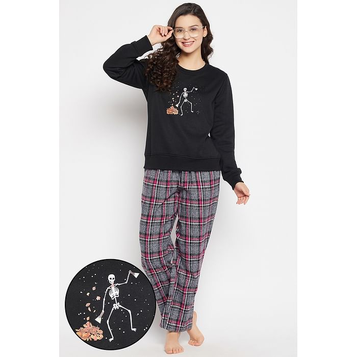 Clovia Graphic Print Sweatshirt in Black & Classic Checks Pyjama in Black - LSC200P13
Clovia Graphic Print Sweatshirt in Black & Classic Checks Pyjama in Black - LSC200P13