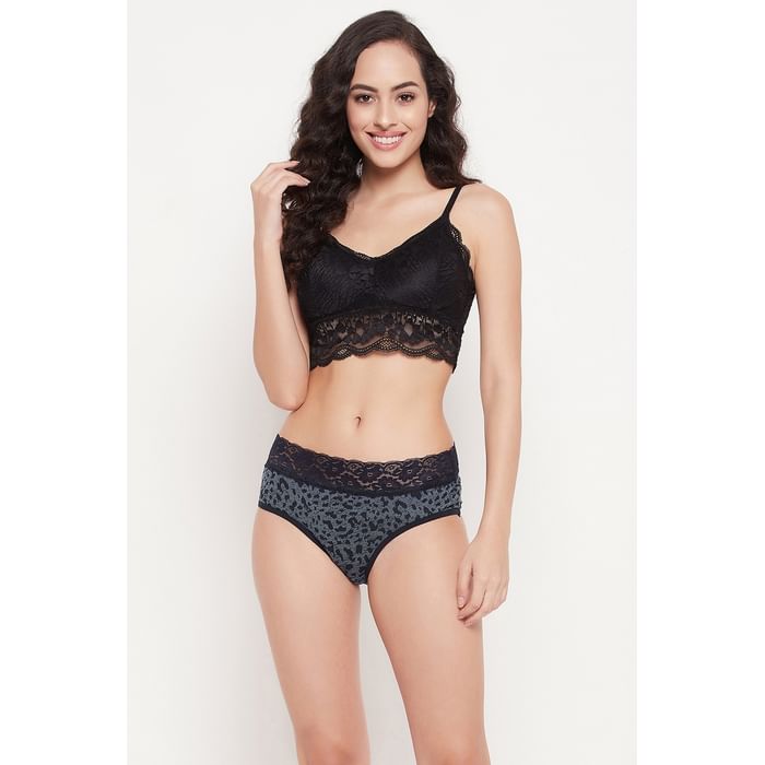 Clovia Mid Waist Animal Print Hipster Panty in Dark Grey with Lace Waist - Cotton - PN3278A05
Clovia Mid Waist Animal Print Hipster Panty in Dark Grey with Lace Waist - Cotton - PN3278A05