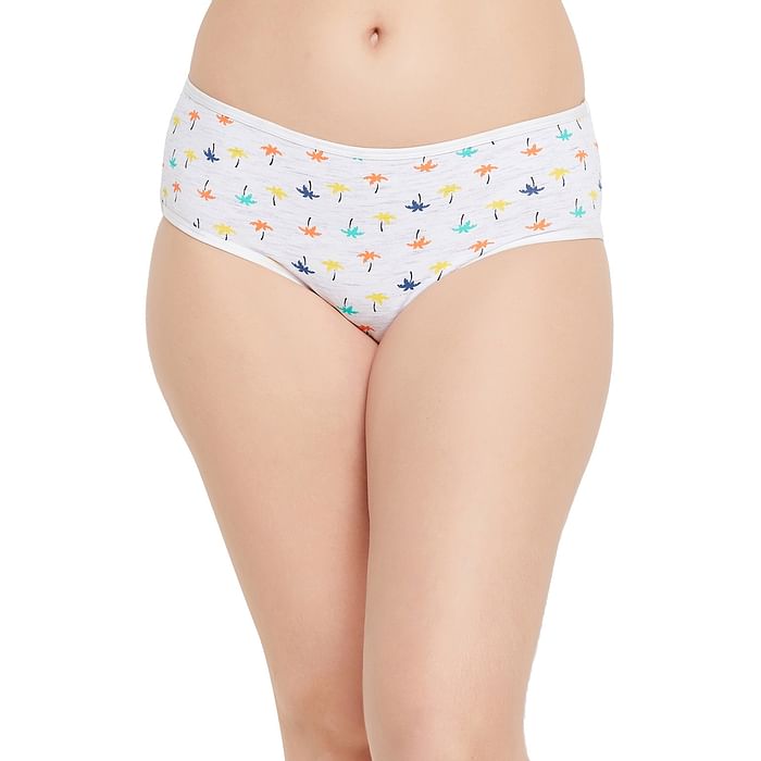 Clovia Mid Waist Coconut Tree Print Teenage Hipster Panty in White - Cotton - PB0023A18
Clovia Mid Waist Coconut Tree Print Teenage Hipster Panty in White - Cotton - PB0023A18