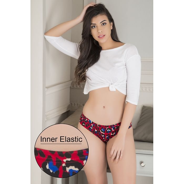 Clovia Mid Waist Abstract Print Hipster Panty in Maroon with Inner Elastic - Cotton - PN2855Z04, Red
Clovia Mid Waist Abstract Print Hipster Panty in Maroon with Inner Elastic - Cotton - PN2855Z04, Red