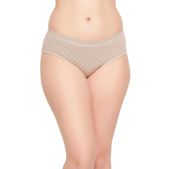 Clovia Mid Waist Printed Hipster Panty in Beige with Inner Elastic - 100% Cotton - PN3227A24, Nude-colour
Clovia Mid Waist Printed Hipster Panty in Beige with Inner Elastic - 100% Cotton - PN3227A24, Nude-colour