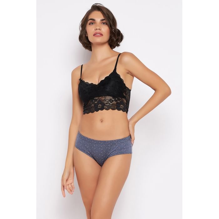 Clovia Mid Waist Printed Hipster Panty in Light Grey with Inner Elastic - 100% Cotton - PN3227A01
Clovia Mid Waist Printed Hipster Panty in Light Grey with Inner Elastic - 100% Cotton - PN3227A01