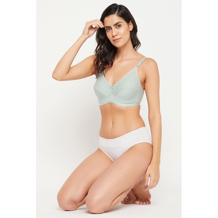 Clovia Non-Padded Non-Wired Full Cup Bra in Mint Green - 100% Cotton - BR2103A11, Light green
Clovia Non-Padded Non-Wired Full Cup Bra in Mint Green - 100% Cotton - BR2103A11, Light green