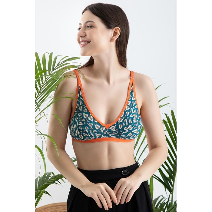 Clovia Non-Padded Non-Wired Full Cup Leaf Print Bra in Teal Blue - Cotton - BR1678U17, Dark green
Clovia Non-Padded Non-Wired Full Cup Leaf Print Bra in Teal Blue - Cotton - BR1678U17, Dark green