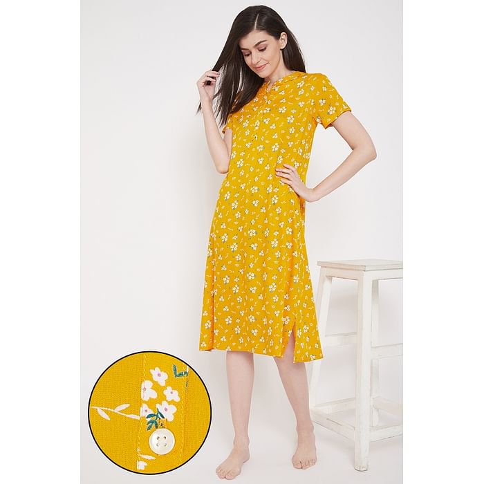 Clovia Pretty Florals Mid Length Nightdress with Side Slits in Yellow - Rayon - NS1360P07, Mustard
Clovia Pretty Florals Mid Length Nightdress with Side Slits in Yellow - Rayon - NS1360P07, Mustard