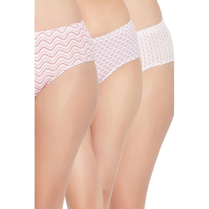Clovia Pack of 3 Mid Waist Printed Hipster Panties with Inner Elastic - Cotton - PNC017P19, Multicolour
Clovia Pack of 3 Mid Waist Printed Hipster Panties with Inner Elastic - Cotton - PNC017P19, Multicolour