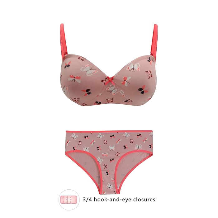 Clovia Padded Non-Wired Demi Cup Butterfly Print Multiway Balconette Bra & Mid Waist Butterfly Print Hipster Panty in Dusty Pink - Cotton & Lace - BP2217P22, Light pink
Clovia Padded Non-Wired Demi Cup Butterfly Print Multiway Balconette Bra & Mid Waist Butterfly Print Hipster Panty in Dusty Pink - Cotton & Lace - BP2217P22, Light pink