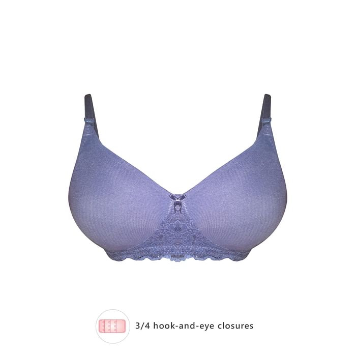 Clovia Padded Non-Wired Full Cup Multiway T-shirt Bra in Blue - Lace - BR2029M08, Navy
Clovia Padded Non-Wired Full Cup Multiway T-shirt Bra in Blue - Lace - BR2029M08, Navy