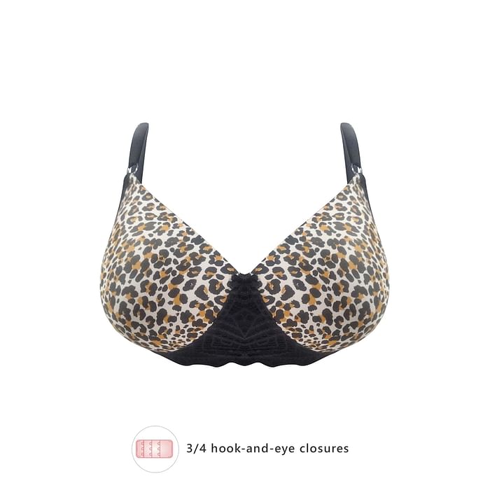 Clovia Padded Non-Wired Full Cup Animal Print T-shirt Bra in Black - Lace - BR1806O13
Clovia Padded Non-Wired Full Cup Animal Print T-shirt Bra in Black - Lace - BR1806O13