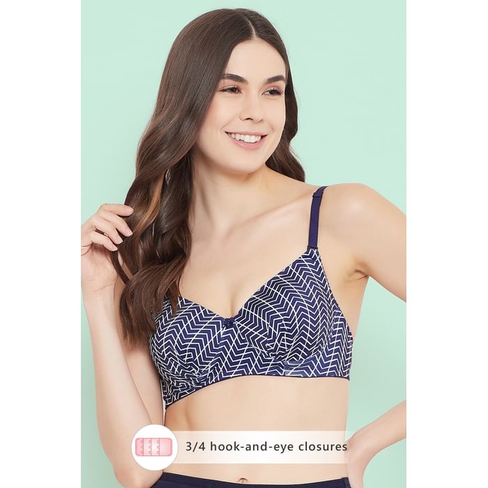 Clovia Padded Non-Wired Full Cup Chevron Print Multiway T-shirt Bra in Navy - BR0935G08
Clovia Padded Non-Wired Full Cup Chevron Print Multiway T-shirt Bra in Navy - BR0935G08