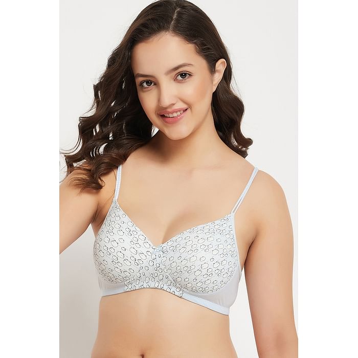 Clovia Padded Non-Wired Full Cup Cloud Print T-shirt Bra in Baby Blue - BR1737T03, Light blue
Clovia Padded Non-Wired Full Cup Cloud Print T-shirt Bra in Baby Blue - BR1737T03, Light blue