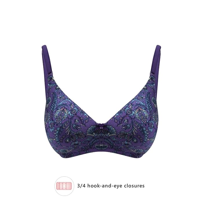 Clovia Padded Non-Wired Full Cup Floral Print Multiway T-Shirt Bra in Purple - BR0738K12, Lavender
Clovia Padded Non-Wired Full Cup Floral Print Multiway T-Shirt Bra in Purple - BR0738K12, Lavender