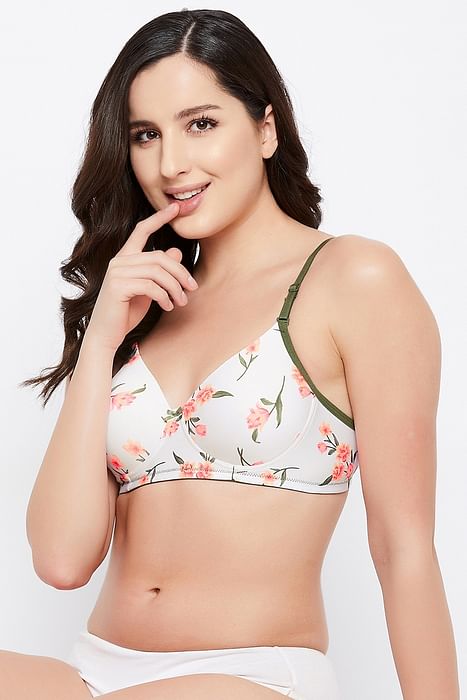 Clovia Padded Non-Wired Full Cup Multiway Floral Print T-shirt Bra in White - BR1804R18
Clovia Padded Non-Wired Full Cup Multiway Floral Print T-shirt Bra in White - BR1804R18