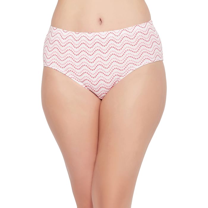 Clovia Mid Waist Heart Print Hipster Panty in White with Inner Elastic - Cotton - PN2378C18
Clovia Mid Waist Heart Print Hipster Panty in White with Inner Elastic - Cotton - PN2378C18