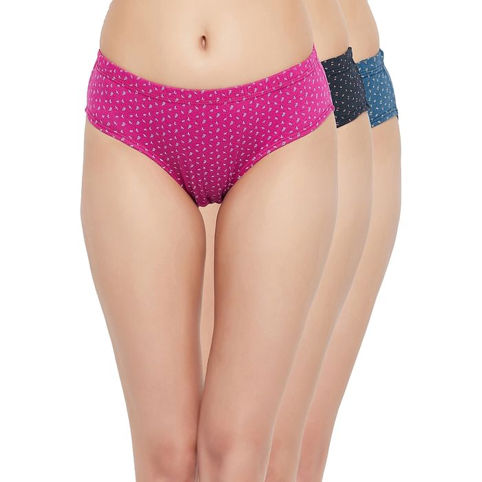 Clovia Pack of 3 Mid Waist Floral Print Hipster Panties with Inner Elastic - 100% Cotton - PN2927B70
Clovia Pack of 3 Mid Waist Floral Print Hipster Panties with Inner Elastic - 100% Cotton - PN2927B70