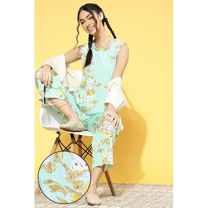 Clovia Pretty Florals Top & Pyjama in Mint Green - Crepe - LS0520A11, Light green
Clovia Pretty Florals Top & Pyjama in Mint Green - Crepe - LS0520A11, Light green