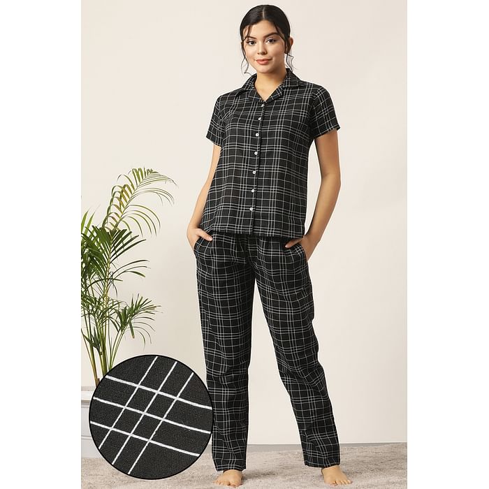 Clovia Classic Checks Button Down Shirt & Pyjama in Black- 100% Cotton - LS0385D13
Clovia Classic Checks Button Down Shirt & Pyjama in Black- 100% Cotton - LS0385D13