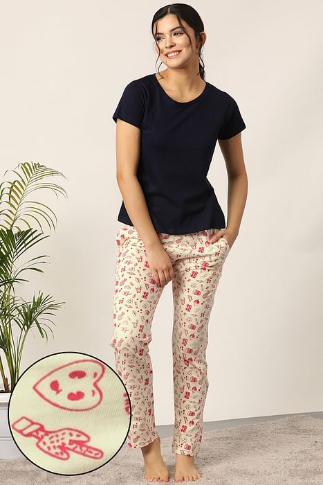 Clovia Print Me Pretty Top & Pyjama in Dark Blue & Light Pink- Cotton Rich - LSC176E02, Light yellow
Clovia Print Me Pretty Top & Pyjama in Dark Blue & Light Pink- Cotton Rich - LSC176E02, Light yellow