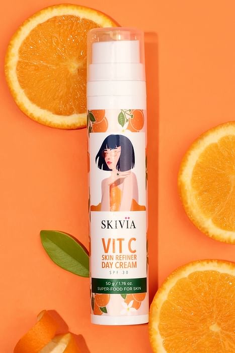 Clovia Skivia Vitamin C Skin Refiner Day Cream With SPF-30 - 50 g - SKF016C16, Orange
Clovia Skivia Vitamin C Skin Refiner Day Cream With SPF-30 - 50 g - SKF016C16, Orange
