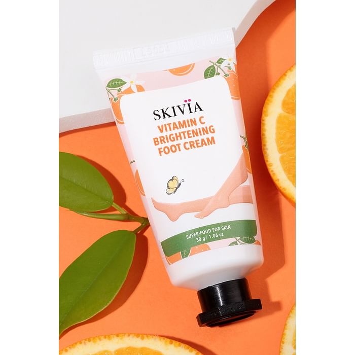 Clovia Skivia Vitamin C Brightening Mini Foot Cream with Shea Butter & Lemon Extract - 30 g - SKFS01C02, Light yellow
Clovia Skivia Vitamin C Brightening Mini Foot Cream with Shea Butter & Lemon Extract - 30 g - SKFS01C02, Light yellow