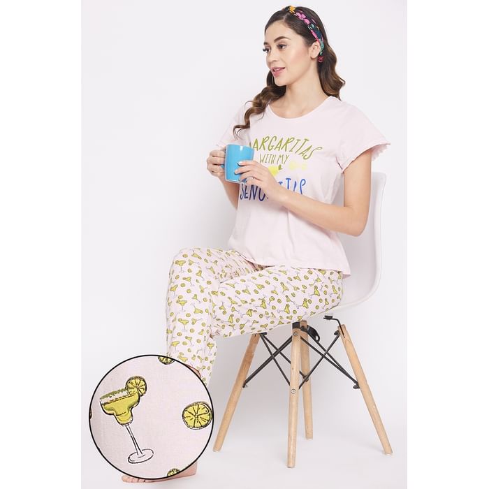 Clovia Text & Graphic Print Top & Printed Pyjama Set in Light Pink - 100% Cotton - LS0556R22
Clovia Text & Graphic Print Top & Printed Pyjama Set in Light Pink - 100% Cotton - LS0556R22