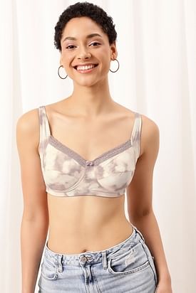 How to Wear a Silicone Bra For Proper Lift & Support - Clovia