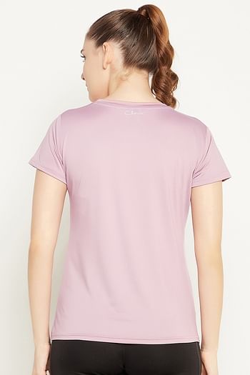 Back listing image for Comfort-Fit Text Print Active T-shirt in Lavender	