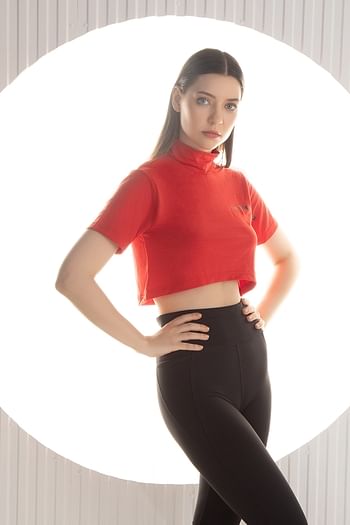 Back listing image for Comfort Fit Text Print Turtleneck Active Crop Top in Red	