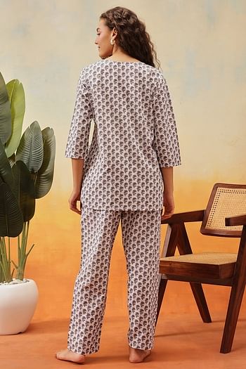 Back listing image for Pretty Florals Top & Pyjama in White - Cotton