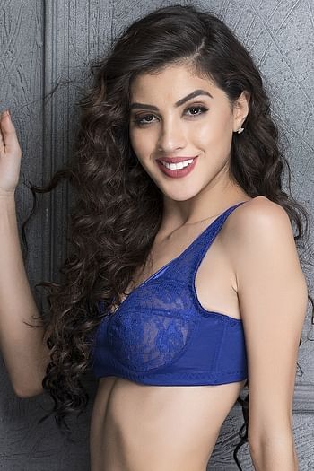 Back listing image for Lace Non-Padded Non-Wired Full Coverage Plus Size Bra In Blue