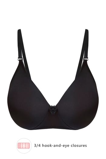 Clovia Lightly Padded Non-Wired Multiway T-Shirt Bra