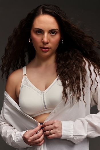 Back listing image for Non-Padded Non-Wired Spacer Cup Full Figure Bra in White - Cotton