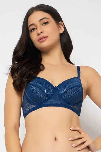 Clovia Padded Non-Wired Full Coverage Self-Patterned Multiway Bra in Navy - Lace