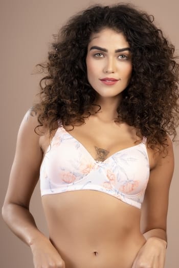 Clovia Padded Non-Wired Full Cup Floral Print T-shirt Bra in Soft Pink