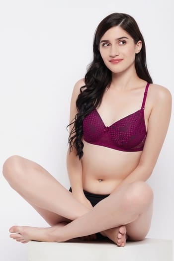 Clovia Padded Non-Wired Full Cup Multiway Bra in Purple - Lace